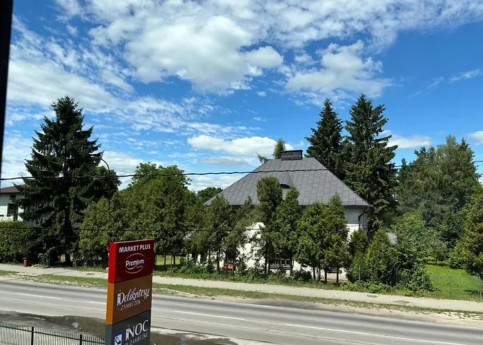 Noc W Zameczku